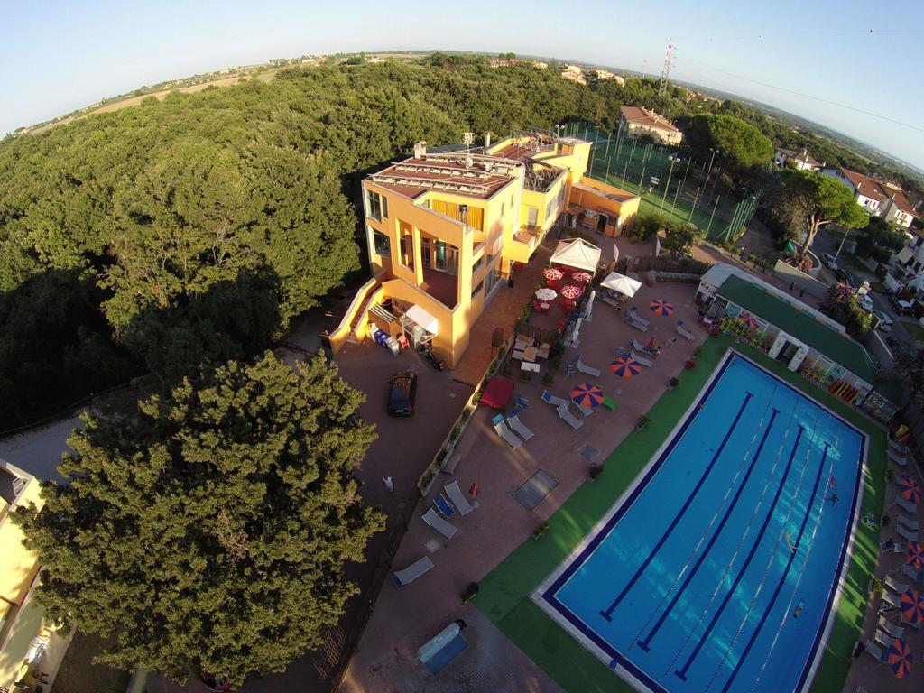 Village Sport Holidays Cerveteri Zimmer foto